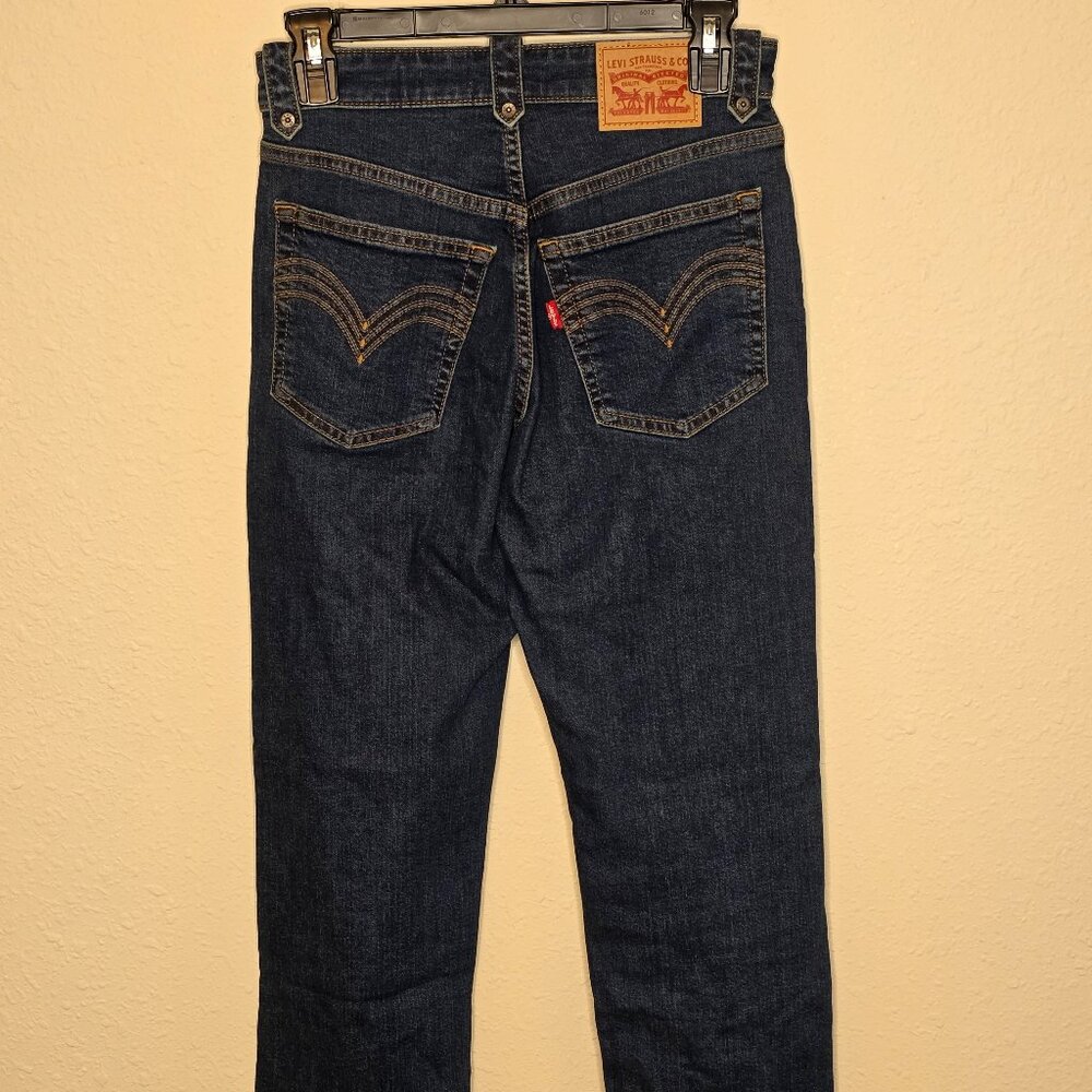 Levi's Wedgie Straight Leg Dark Denim Women's Jeans, Size 26"x28" - Picture 2 of 10